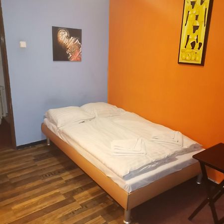 Hotel Praha Club Bed & Breakfast Ngoại thất bức ảnh