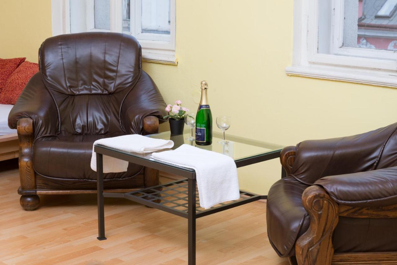 Hotel Praha Club Bed & Breakfast Ngoại thất bức ảnh