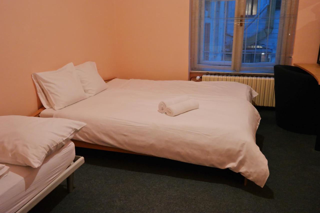 Hotel Praha Club Bed & Breakfast Ngoại thất bức ảnh