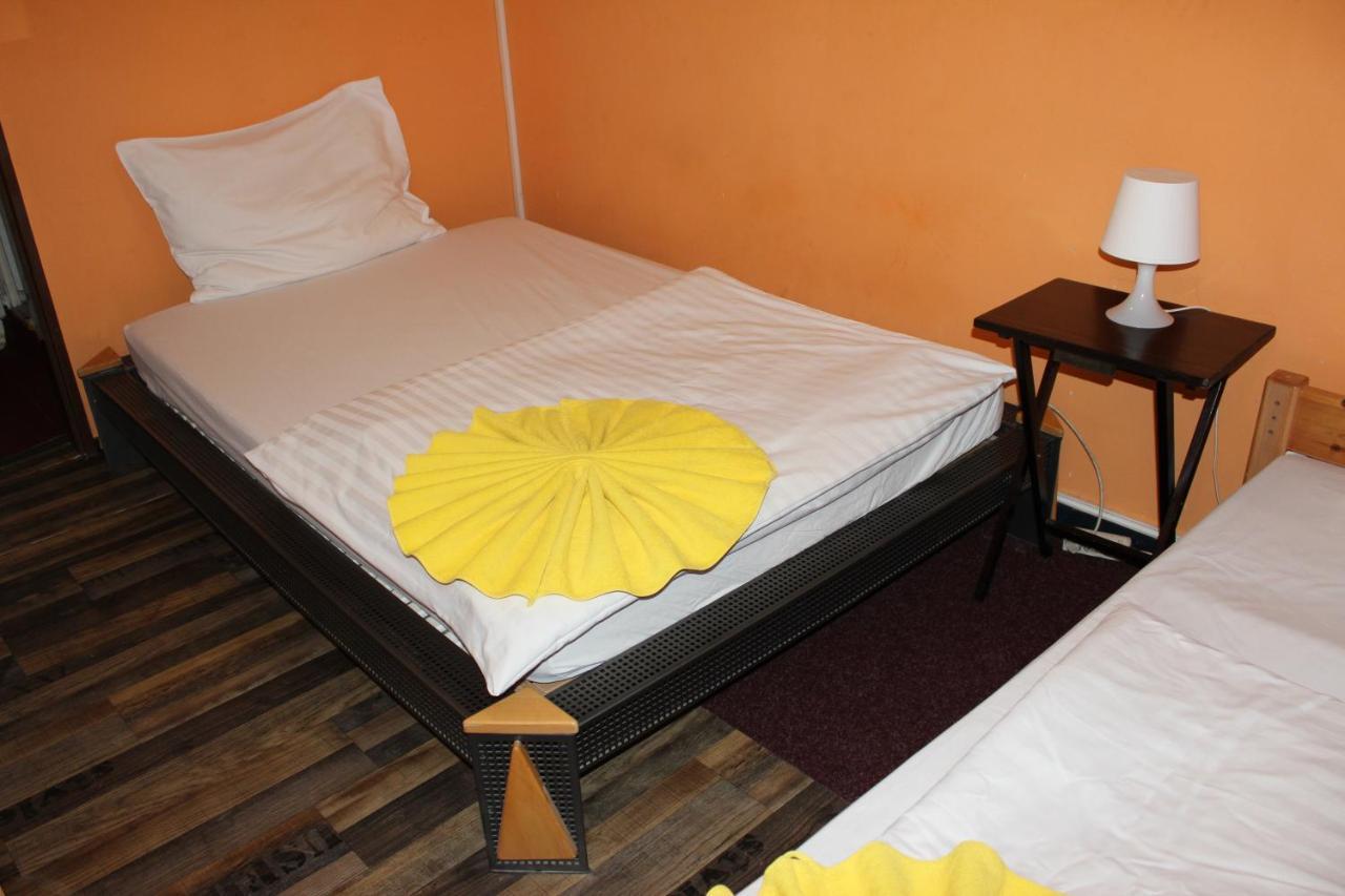 Hotel Praha Club Bed & Breakfast Ngoại thất bức ảnh